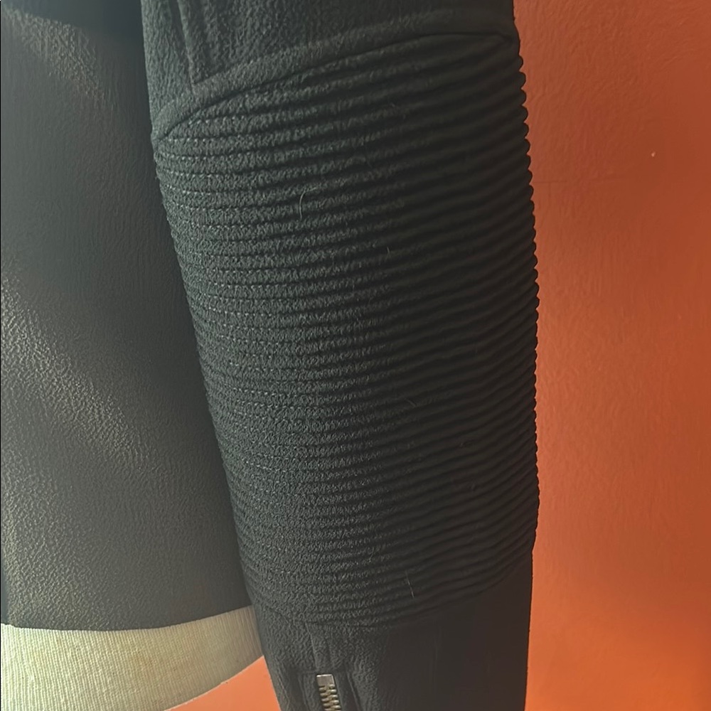 Aritzia Wilfred Black and Brown Bomber Jacket - Picture 13 of 16